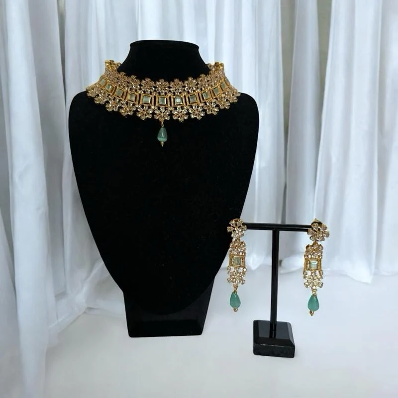 Emerald Royale Kundan Choker Set