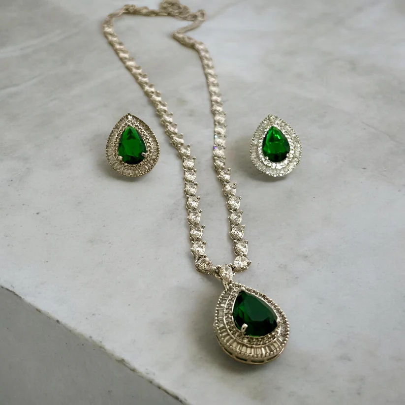 Green Emerald Gemstone and Crystal Necklace Set great for a gift, Indian Jewelry