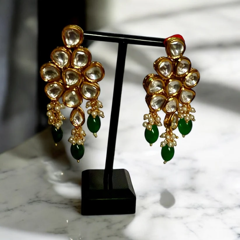 Green Kundan Jewellery Set with Choker Necklace and Drop Earrings - Image 3
