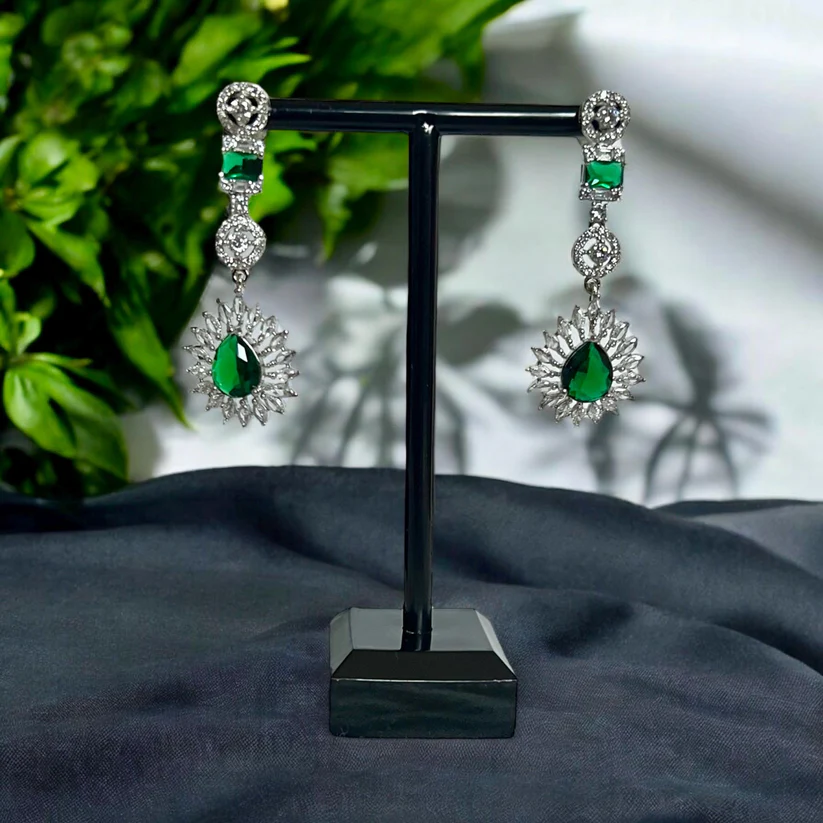 Green Pendant AD Necklace Set - Image 2