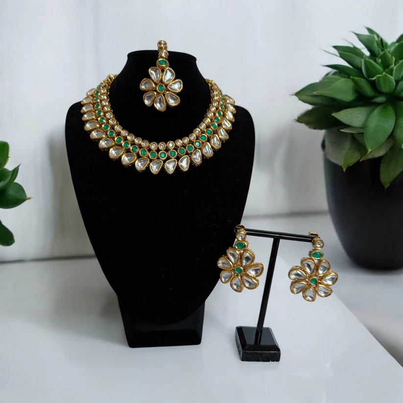 Green and Gold Kundan Traditional Choker Set