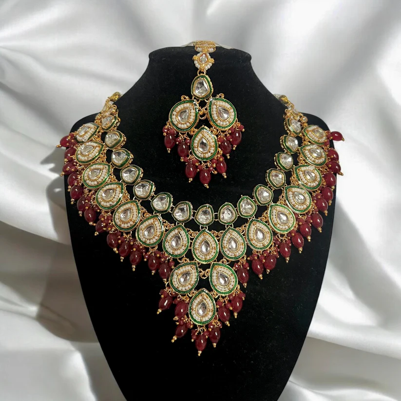 Luxury Kundan Bridal Set | Red Polki Necklace, Earrings & Maang Tikka - Image 5
