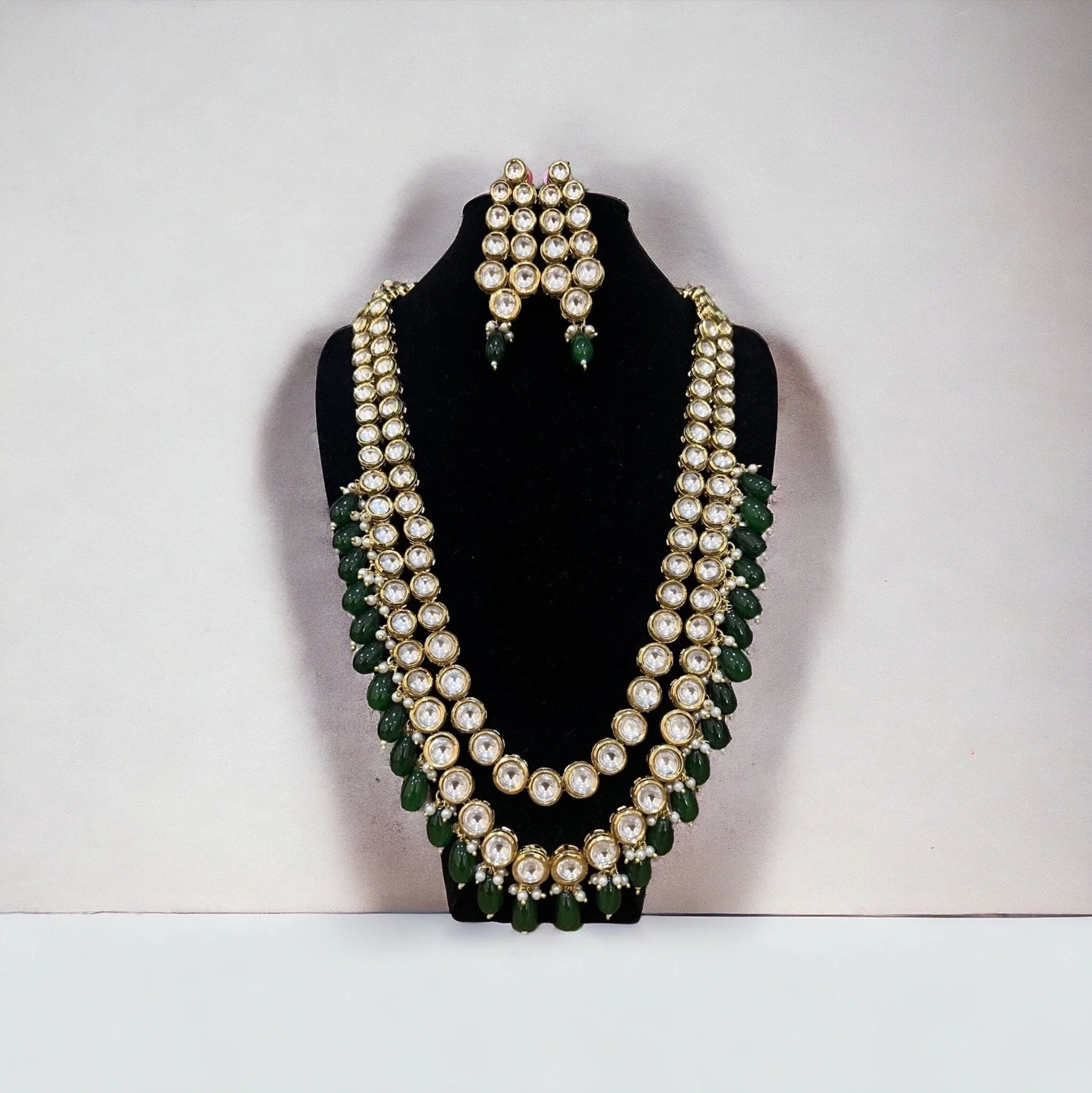 Traditional Emerald Kundan Beaded Necklace Set with Tikka - Image 5
