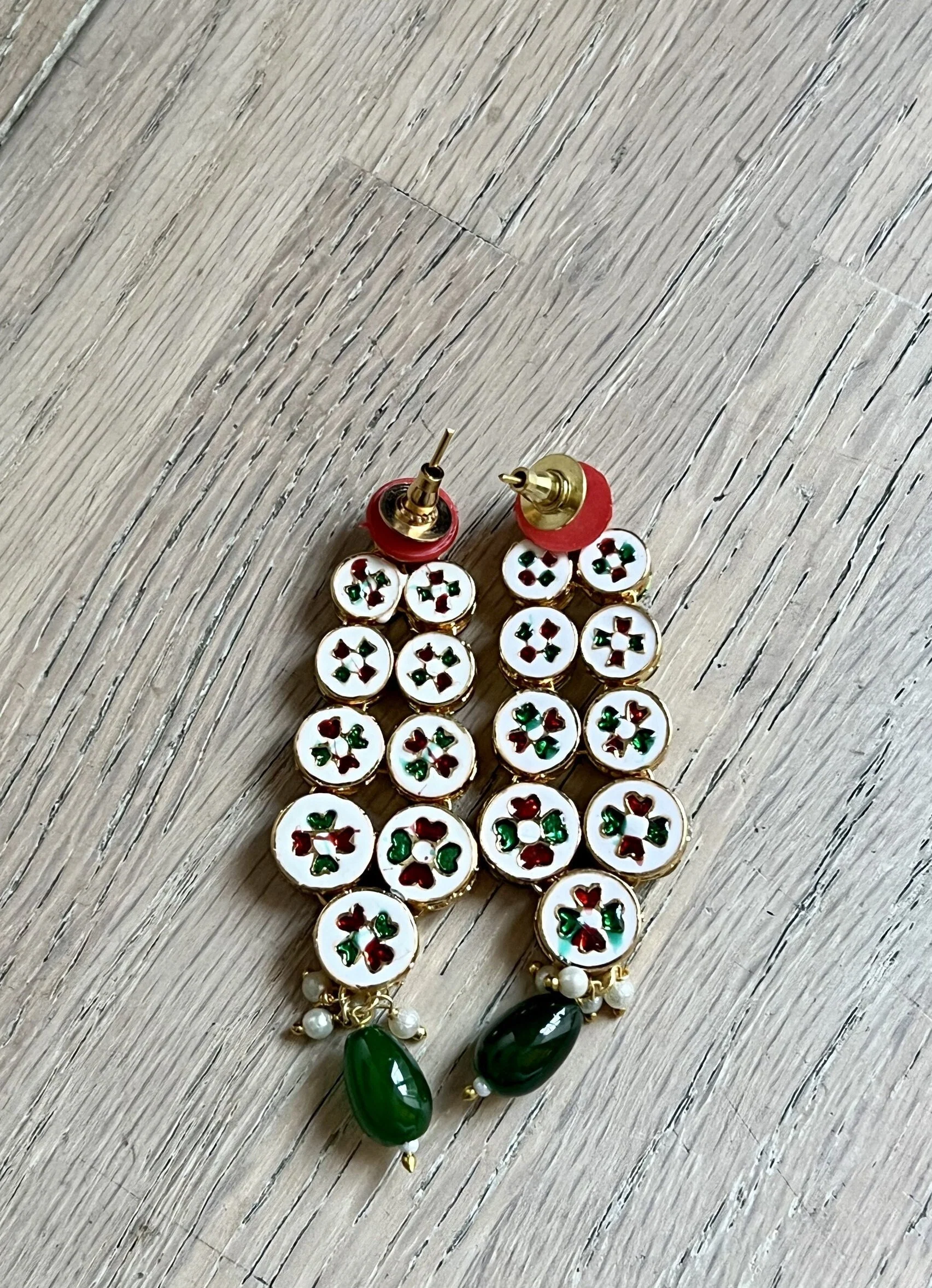 Traditional Emerald Kundan Beaded Necklace Set with Tikka - Image 6