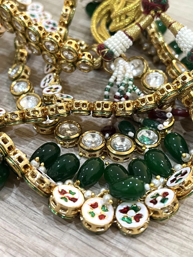 Traditional Emerald Kundan Beaded Necklace Set with Tikka - Image 4