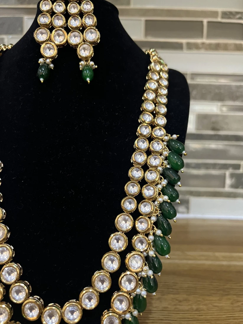 Traditional Emerald Kundan Beaded Necklace Set with Tikka - Image 3