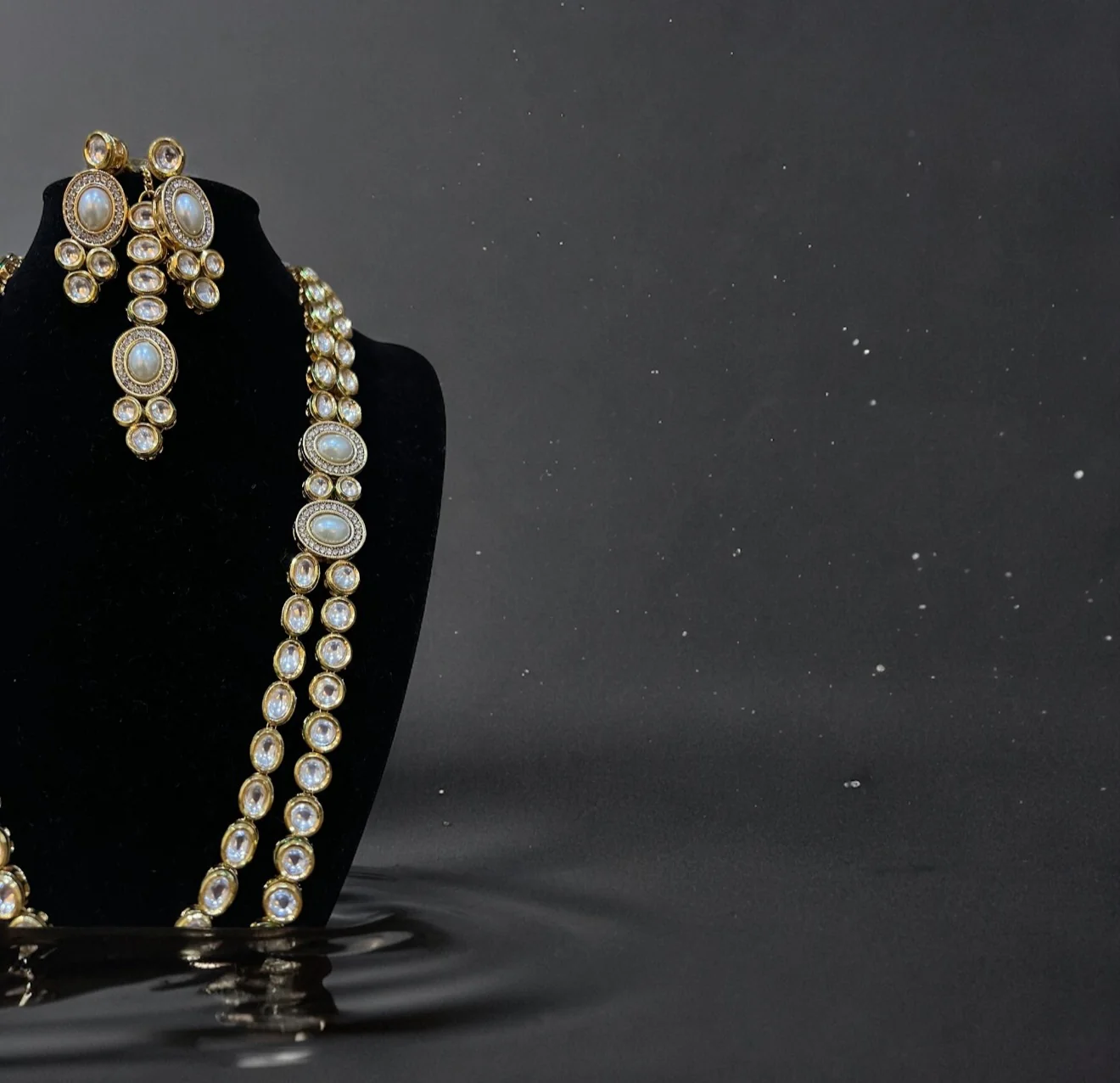 Traditional Long Pearl and Gold Kundan Necklace Set with Tikka - Image 2