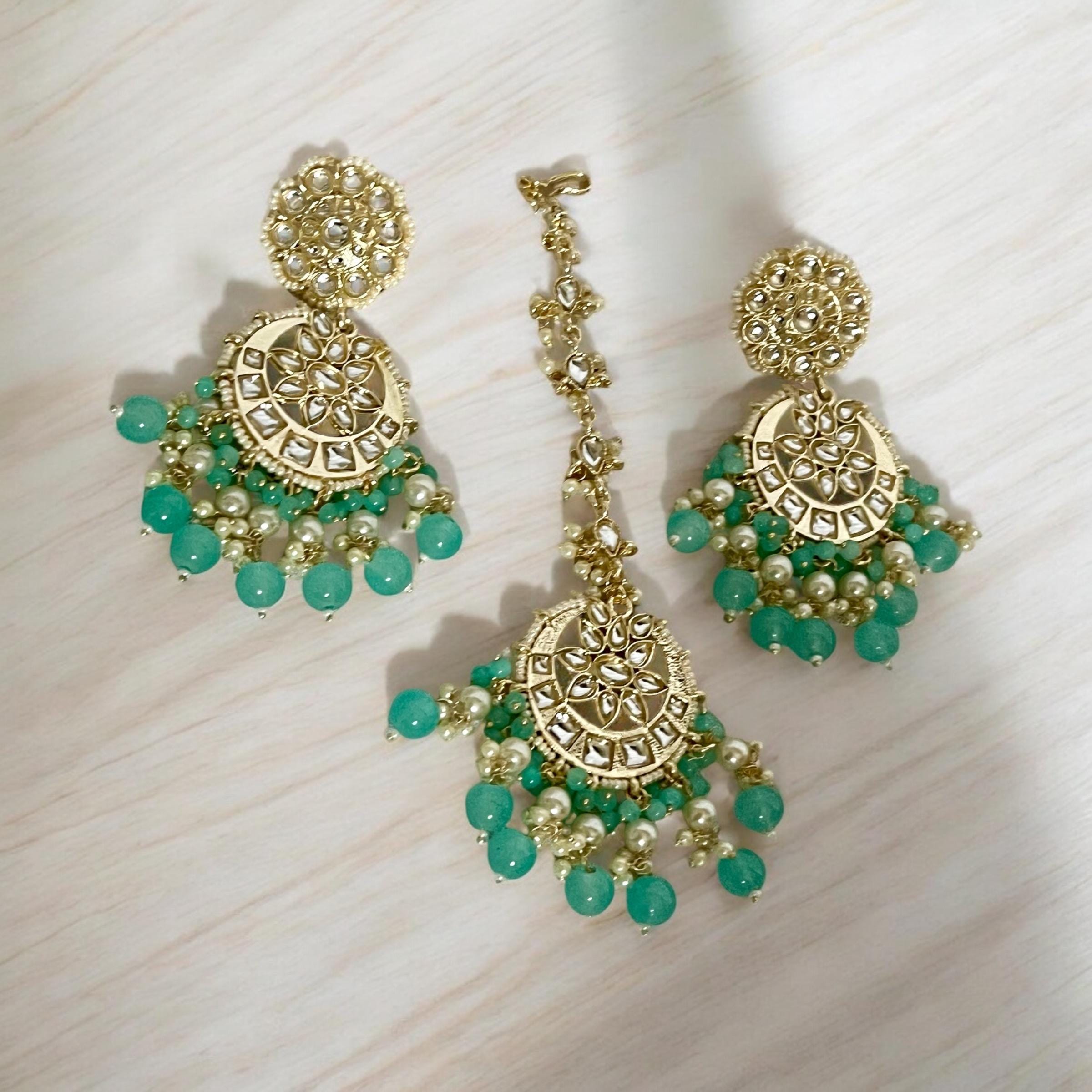 Indian Kudan statement earrings and tikka in green turquoise. Bollywood earrings, kudan earrings, Indian jewelry, polki maang tikka - Image 3