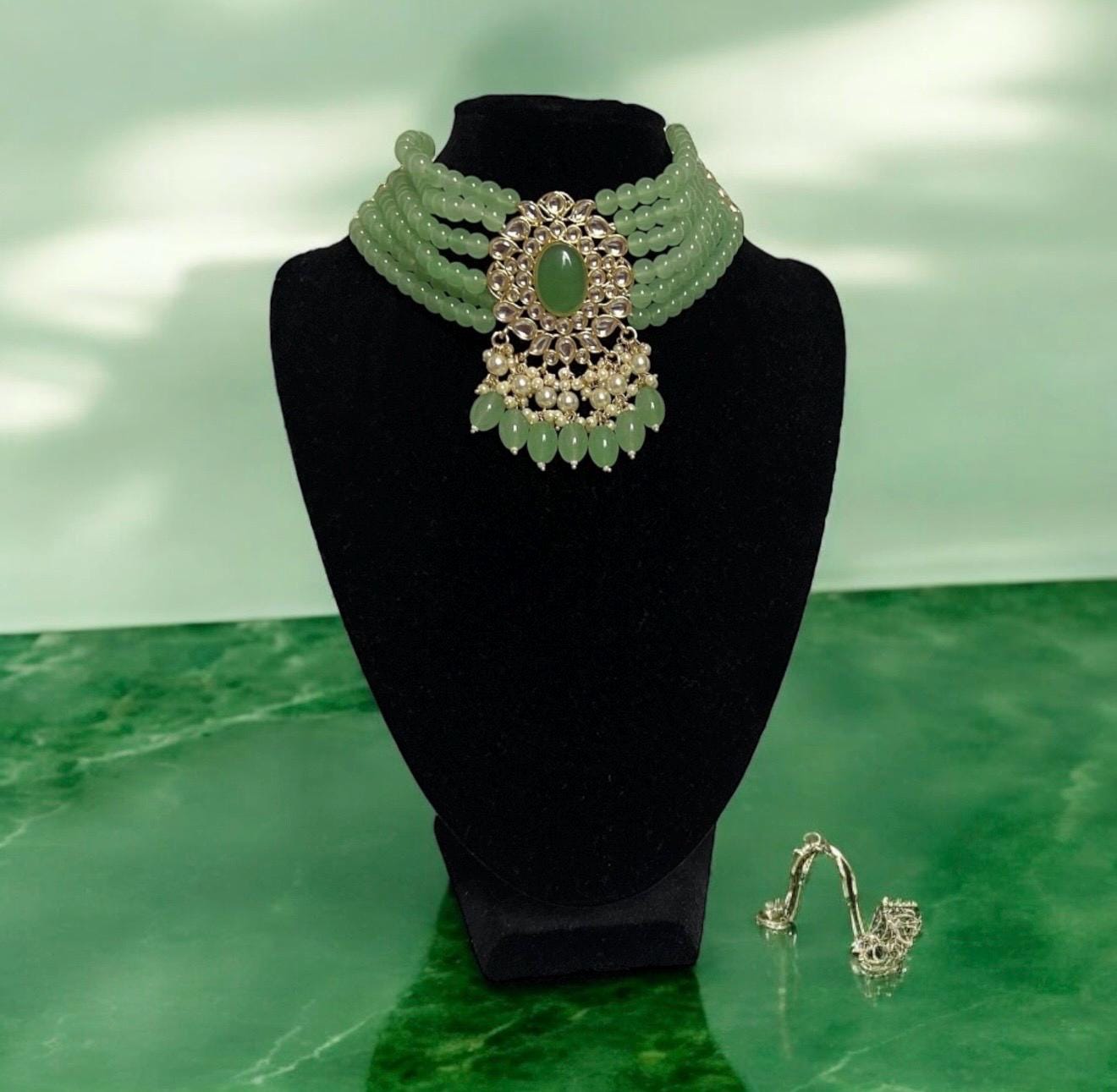 Green Kundan Choker Necklace Set | Emerald Bridal Jewelry | Indian Wedding Beaded Choker | Mehndi Necklace & Earrings Set | Desi Jewelry UK - Image 2